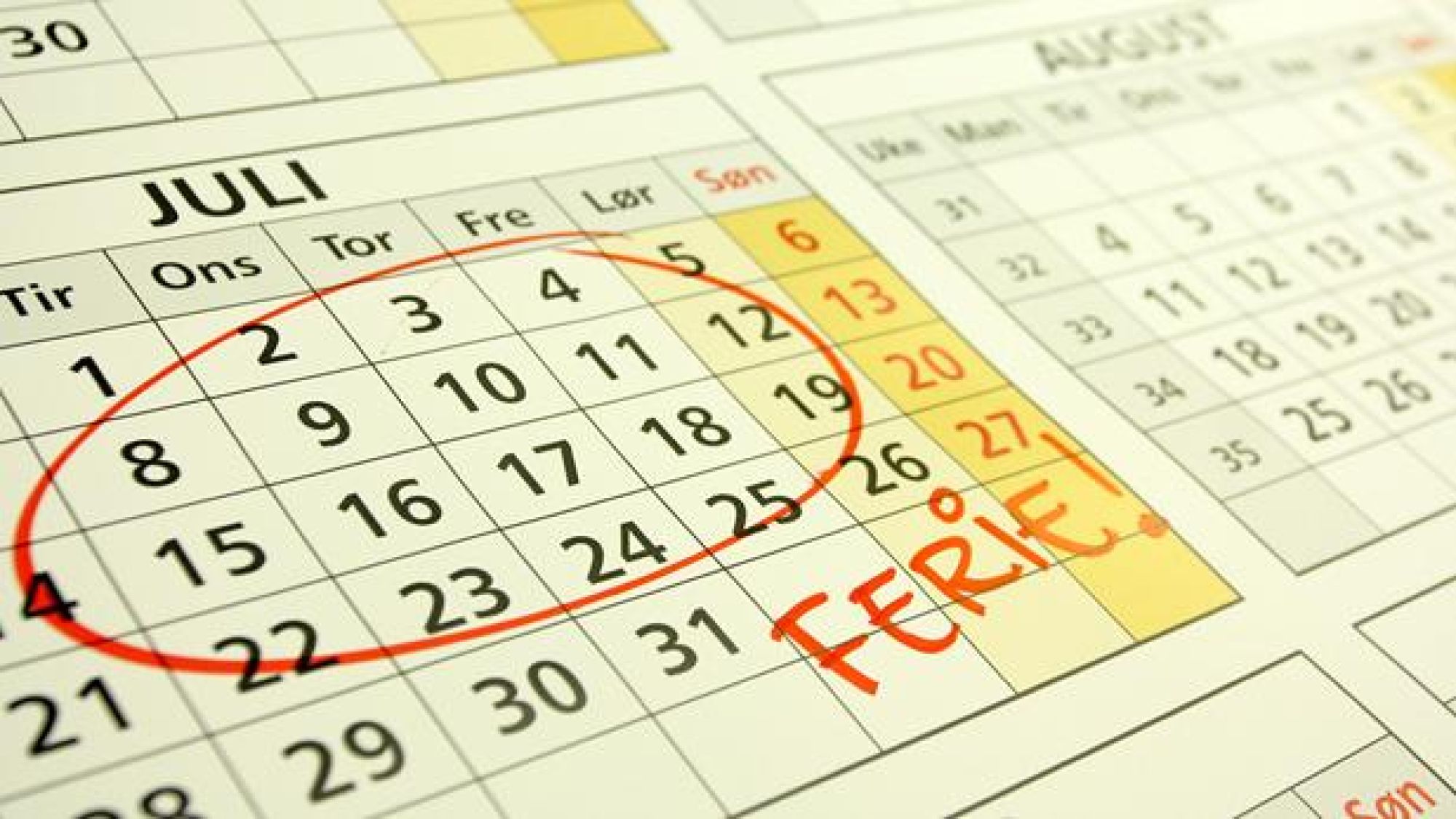 <p>LOV TIL JUBEL: Plassering og uttak av ferie kan være komplisert. Grunnen til dette er at sjefen har omfattende styringsrett når det gjelder ferie. Samtidig har man som ansatt en rekke rettigheter. Alt dette styres av Lov om ferie, vanligvis bare kalt ferieloven.</p>