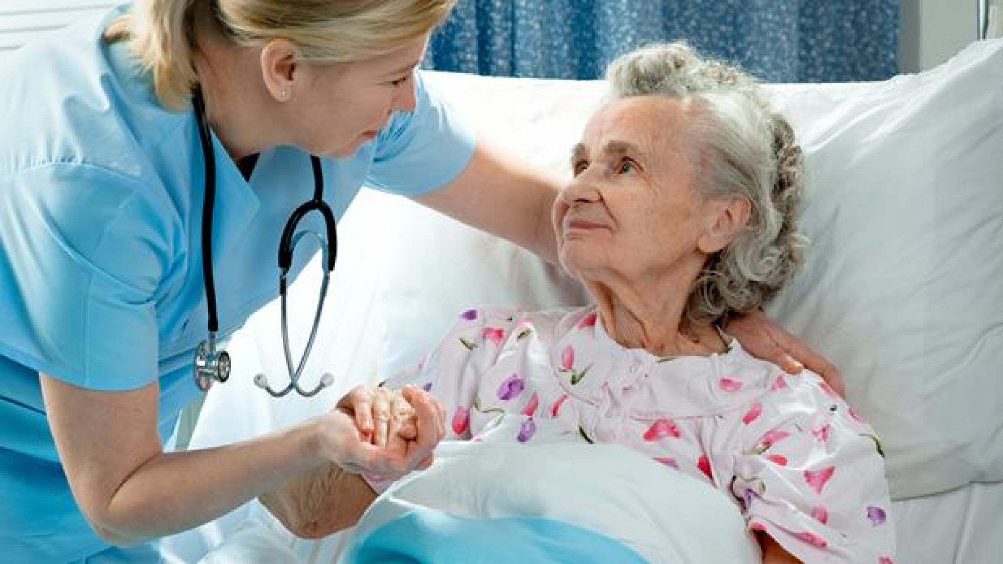 <p>PLEIE OG OMSORG er gjerne et tjenesteområde der mange kommunalt ansatte jobber deltid – både i antall og prosent.</p>